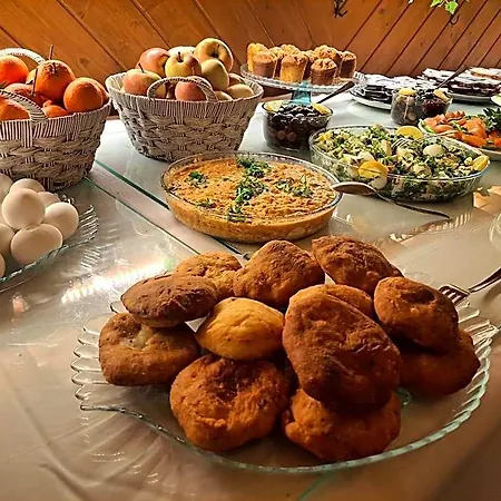 Royal Ezel Hotel