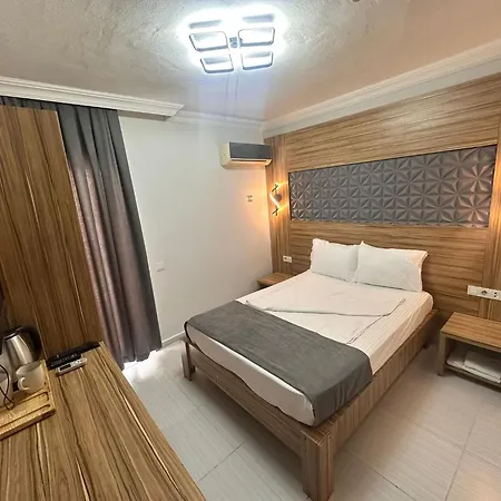 Royal Ezel 3* Antália